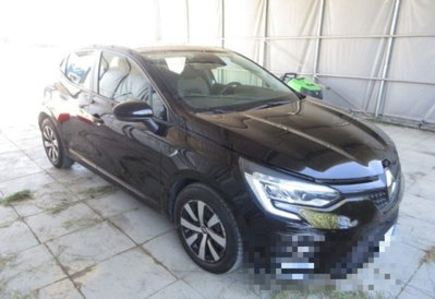 Renault Clio 1.0 tce Techno Gpl 100cv (2)