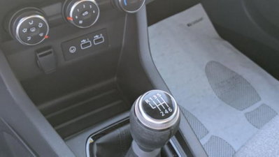Renault Clio Blue dCi 100 CV 5 porte Evolution (12)