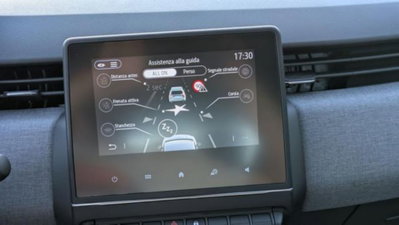 Renault Clio Blue dCi 100 CV 5 porte Evolution (13)