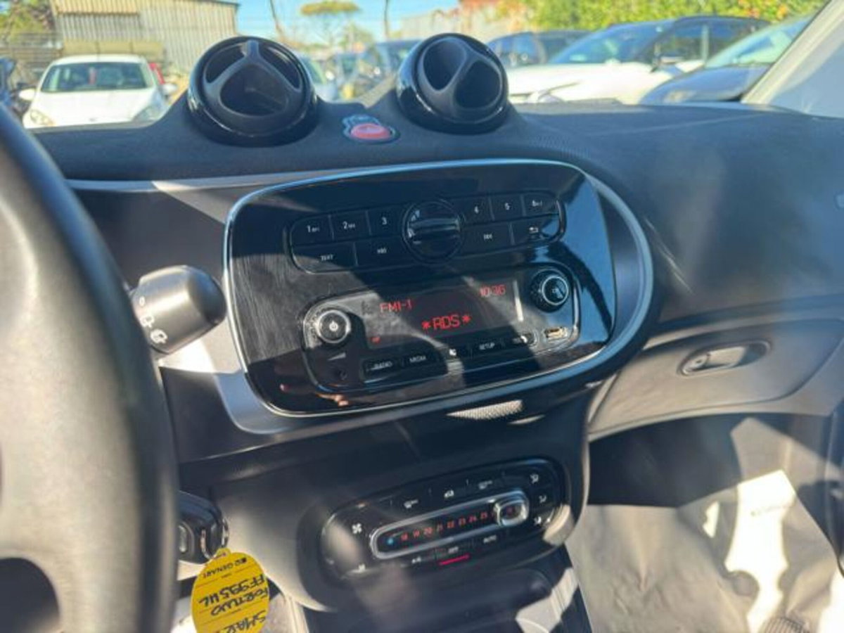 smart Fortwo 70 1.0 Passion (9)