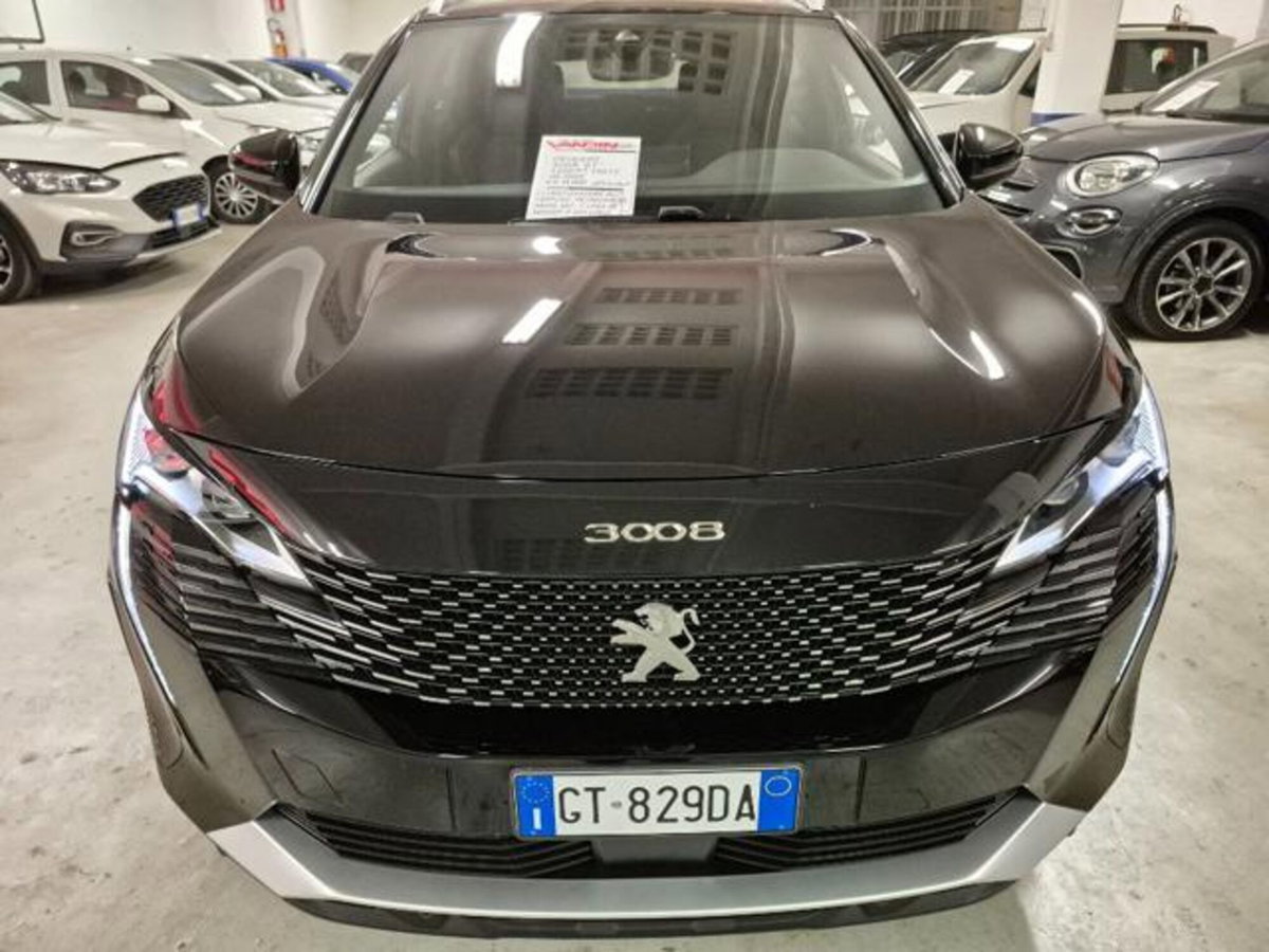 Peugeot 3008 PureTech Turbo 130 S&S GT (2)