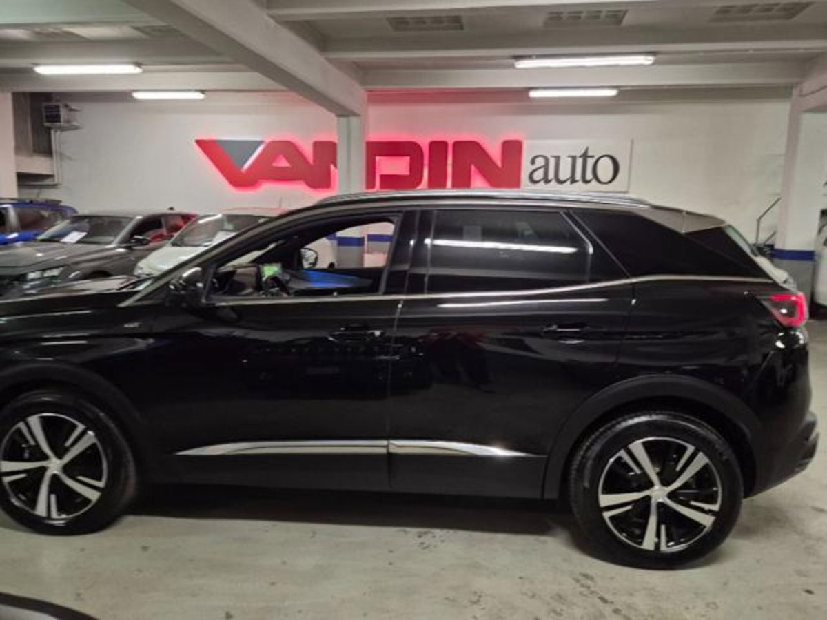 Peugeot 3008 PureTech Turbo 130 S&S GT (5)