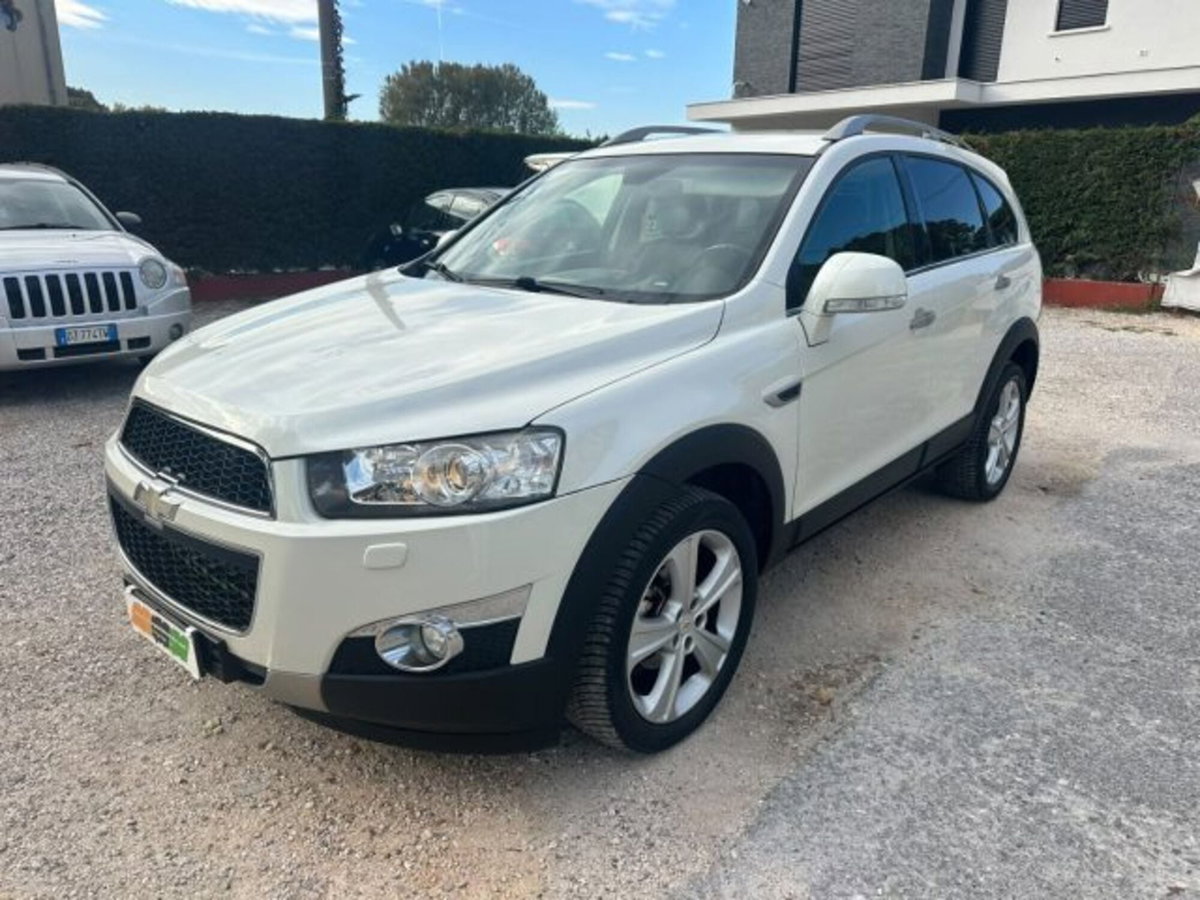 Chevrolet Captiva 2.2 VCDi 184CV aut. 4WD LTZ (16)