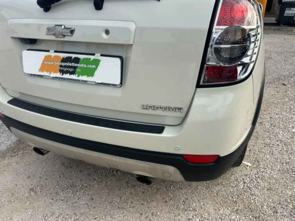 Chevrolet Captiva 2.2 VCDi 184CV aut. 4WD LTZ (18)