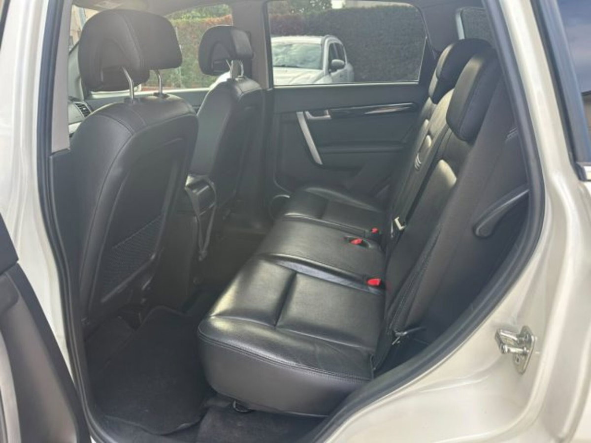 Chevrolet Captiva 2.2 VCDi 184CV aut. 4WD LTZ (6)