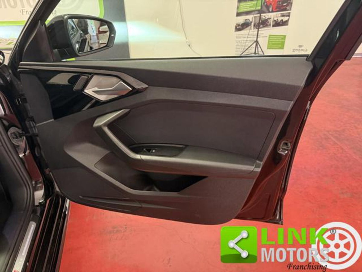 Audi A1 Sportback Sportback 30 1.0 tfsi Business 110cv s-tronic (19)