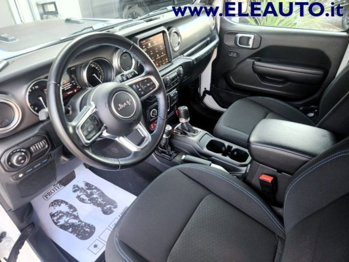 Jeep Wrangler Unlimited 2.0 atx phev Rubicon 4xe auto (8)