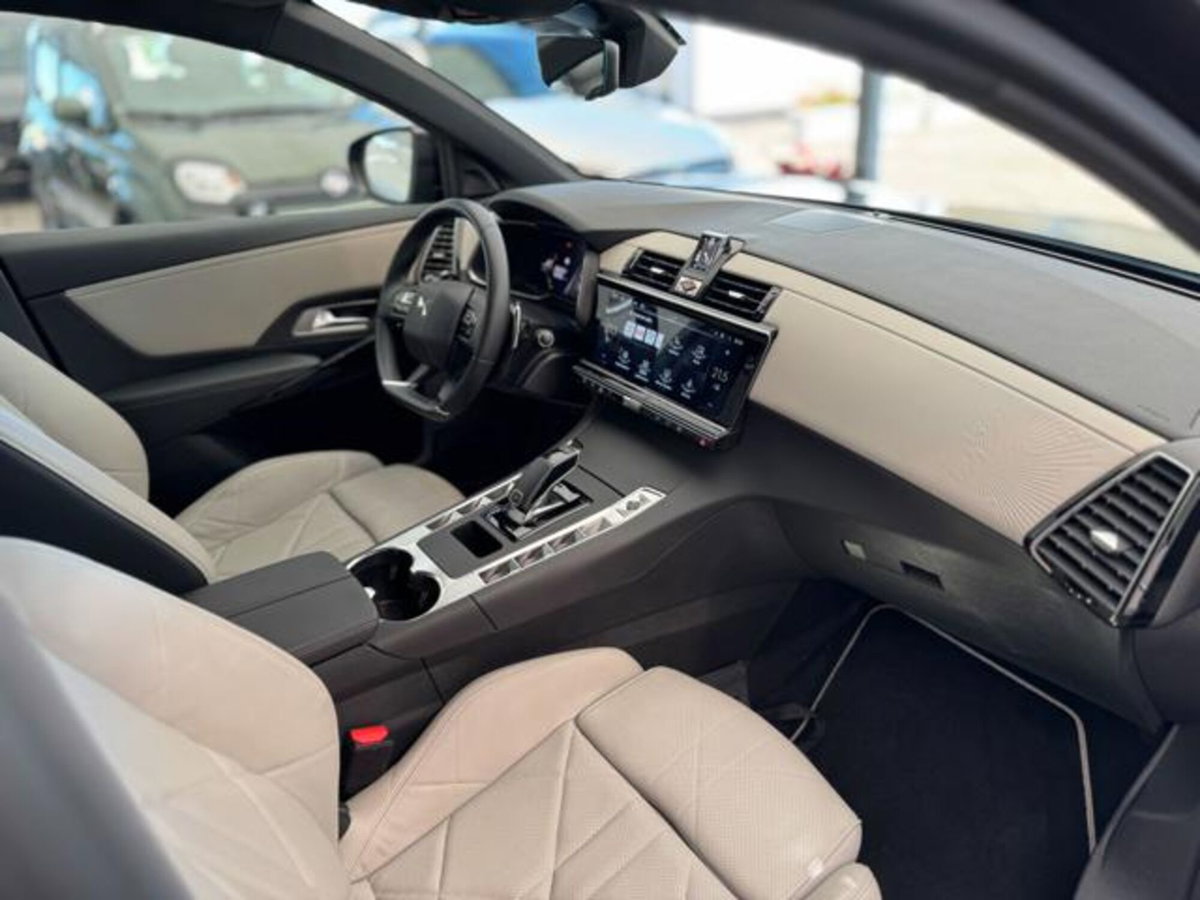 Ds DS 7 1.5 bluehdi Esprit de Voyage 130cv auto (10)