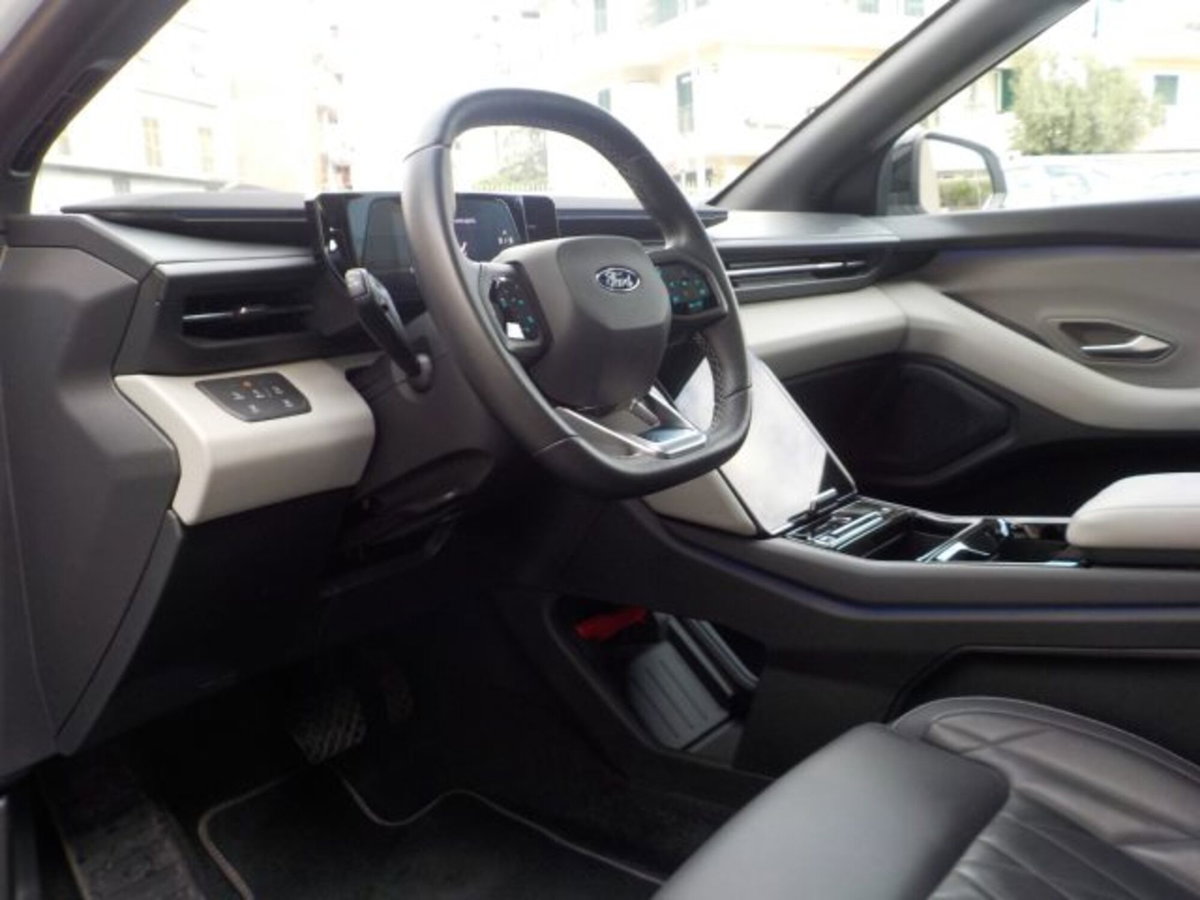 Ford Explorer 77kWh Extended Range Premium rwd (6)