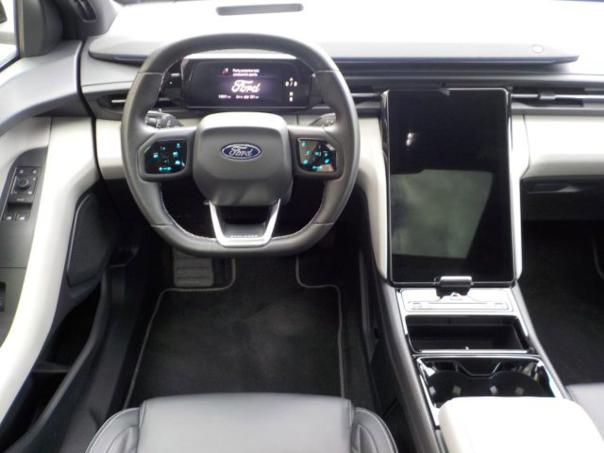 Ford Explorer 77kWh Extended Range Premium rwd (8)