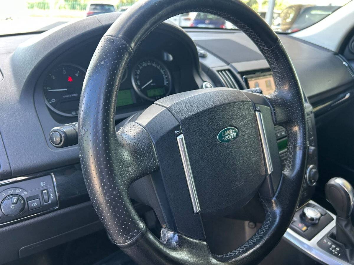 Land Rover Freelander 2.2 TD4 S.W. HSE (11)