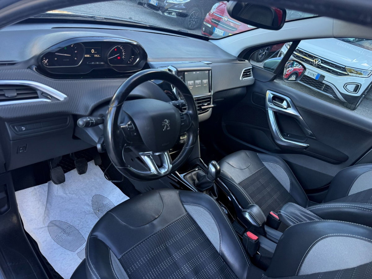 Peugeot 2008 100 Allure (19)