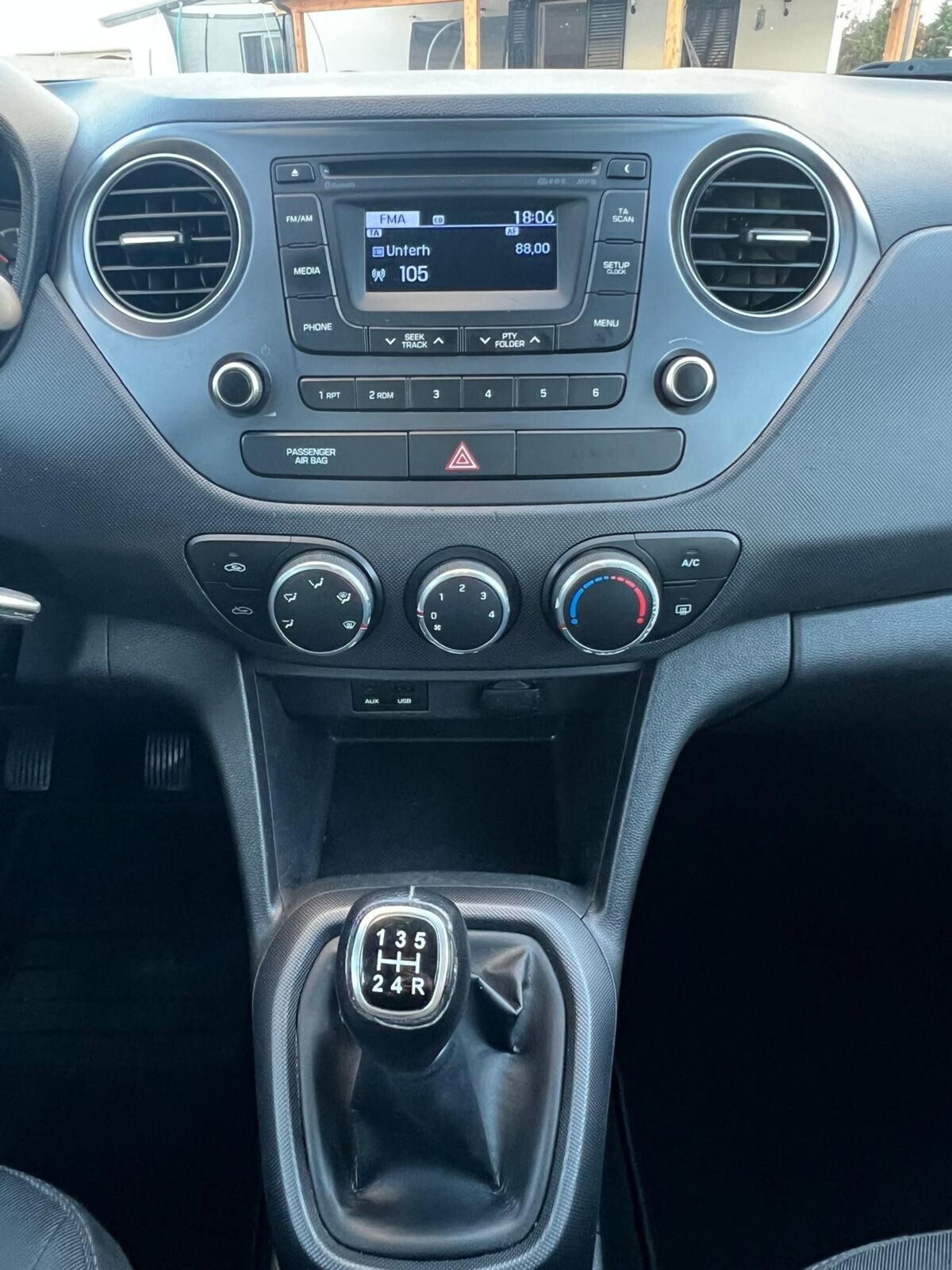 Hyundai i10 1.0 MPI Tech (16)