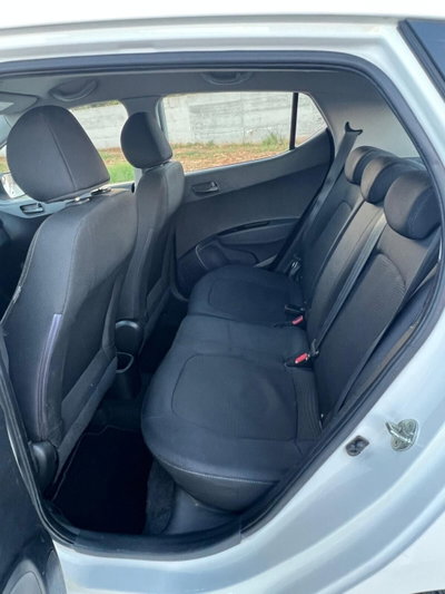Hyundai i10 1.0 MPI Tech (19)