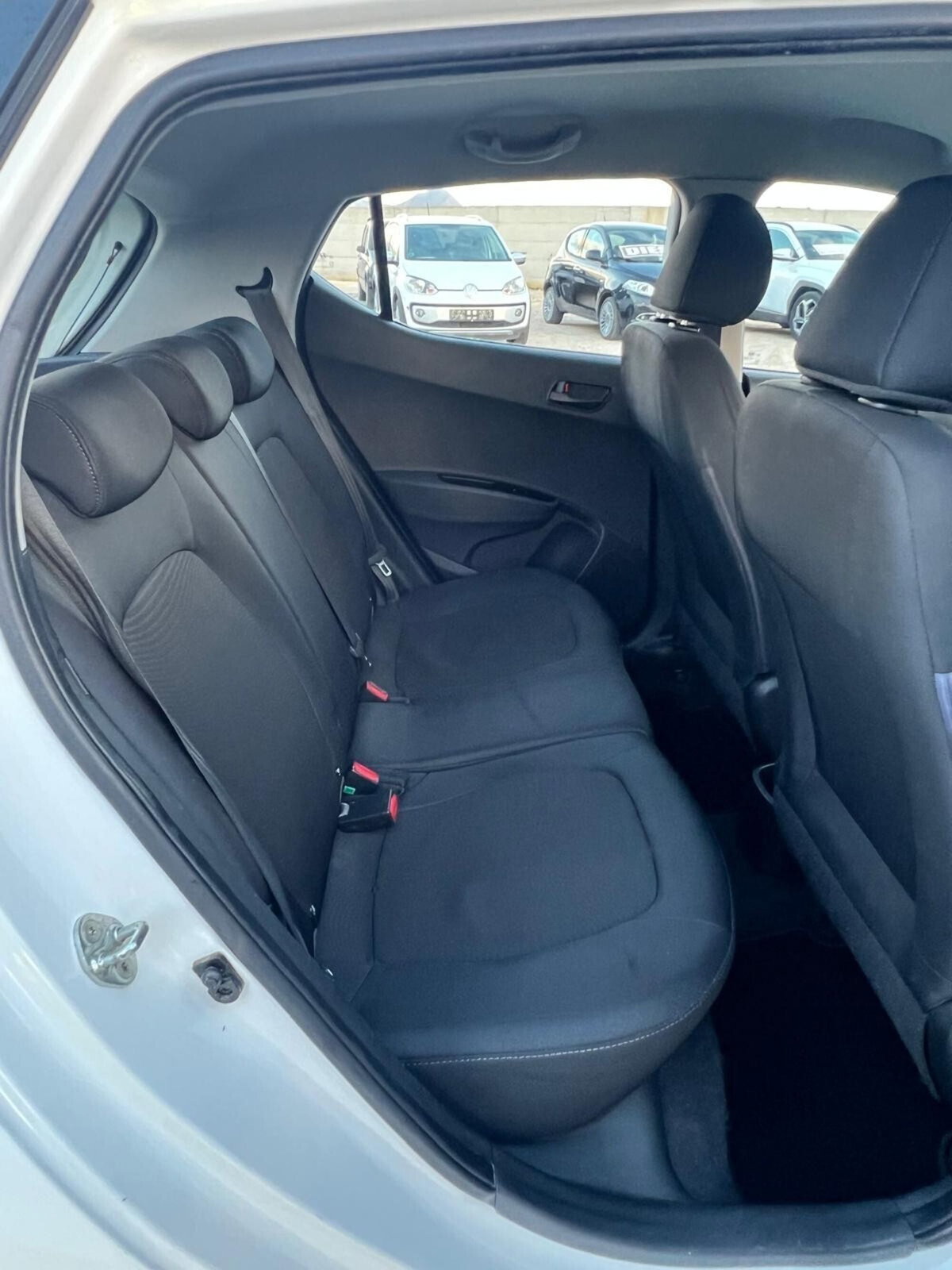 Hyundai i10 1.0 MPI Tech (20)