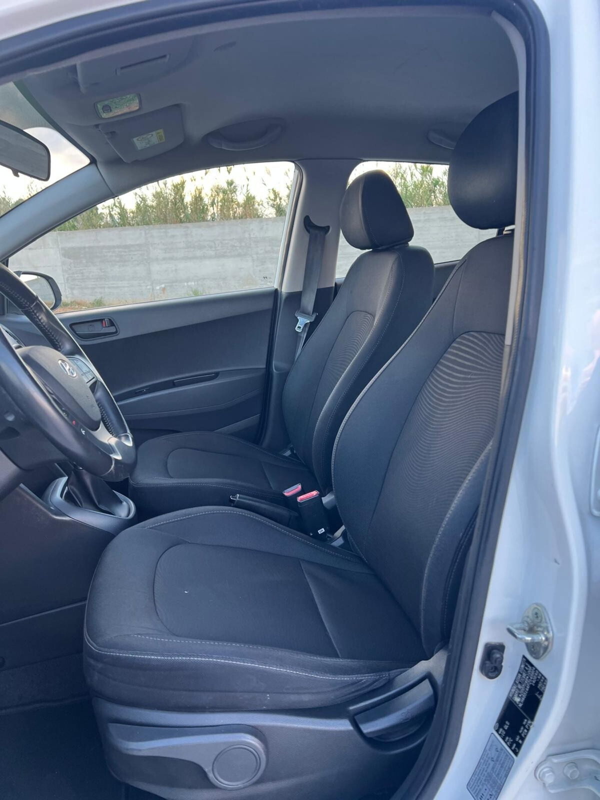 Hyundai i10 1.0 MPI Tech (9)