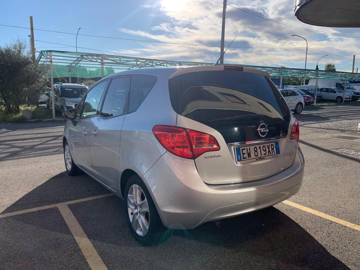 Opel Meriva 1.4 100CV Cosmo (7)
