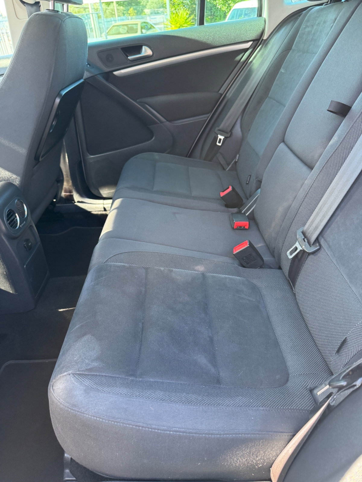 Volkswagen Tiguan 2.0 TDI 140 CV Sport & Style BlueMotion Technology (12)