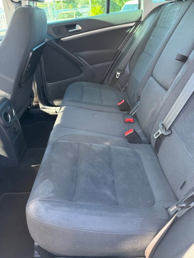 Volkswagen Tiguan 2.0 TDI 140 CV Sport & Style BlueMotion Technology (12)