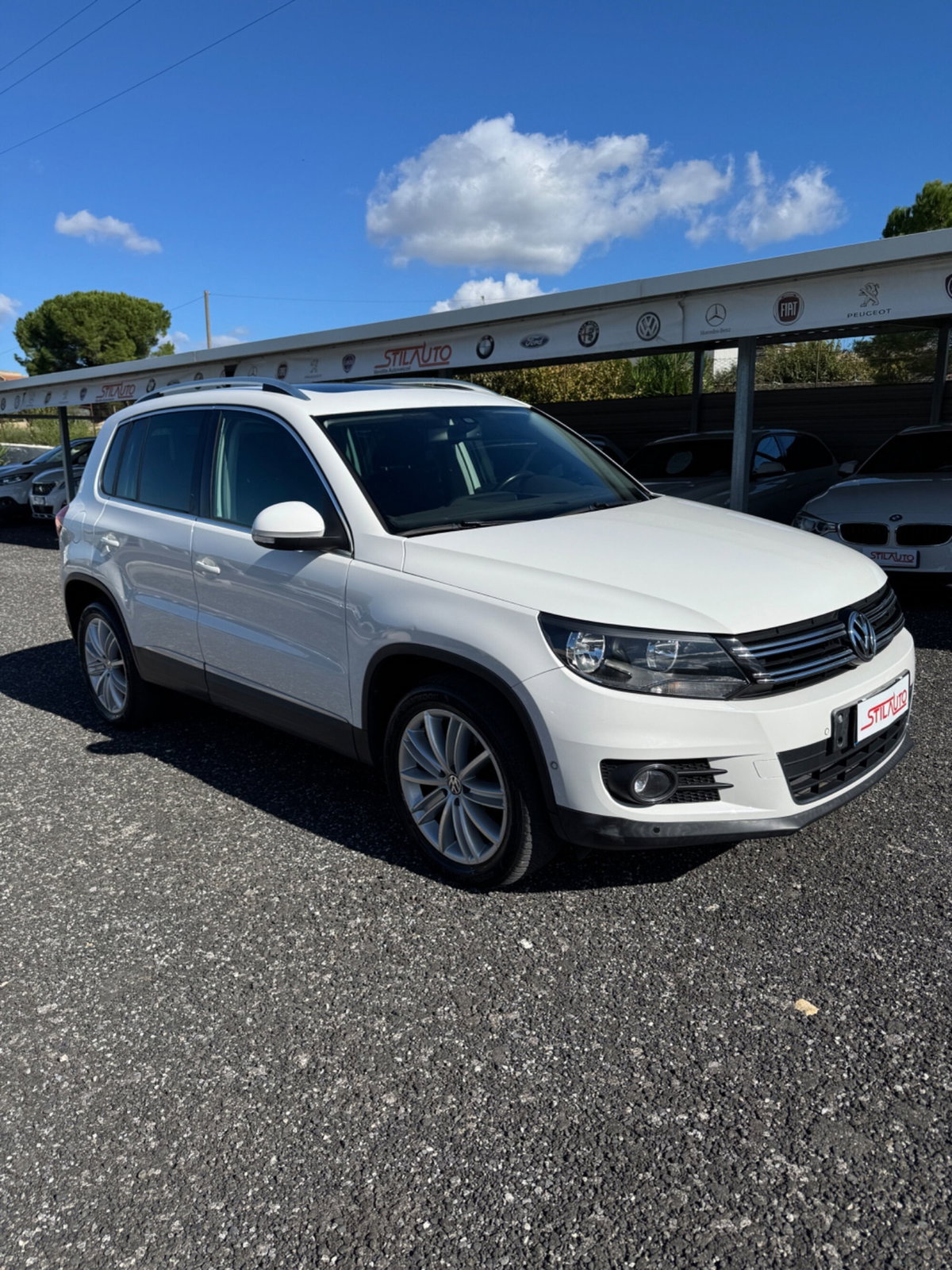 Volkswagen Tiguan 2.0 TDI 140 CV Sport & Style BlueMotion Technology (3)