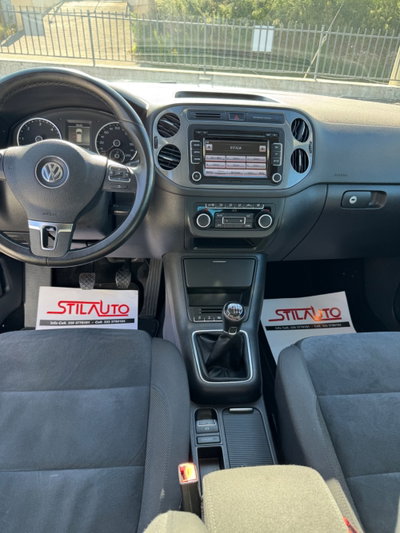 Volkswagen Tiguan 2.0 TDI 140 CV Sport & Style BlueMotion Technology (9)
