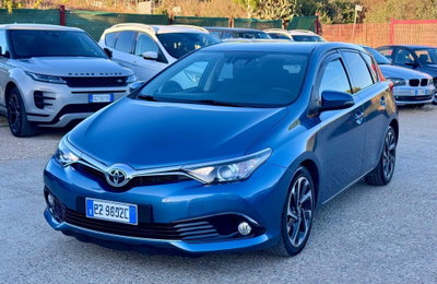 Toyota Auris 1.6 D-4D Lounge usata