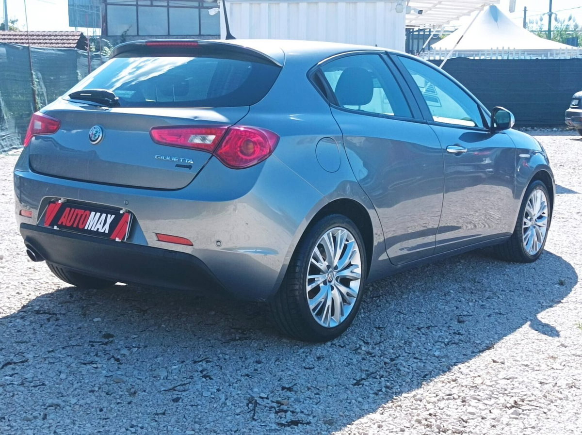Alfa Romeo Giulietta 1.6 JTDm Ti 120cv (7)