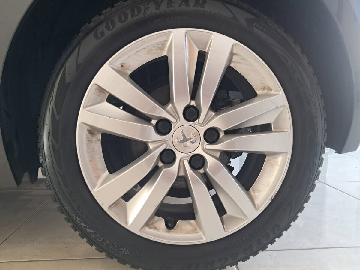 Peugeot 308 BlueHDi 130 S&S Active (7)