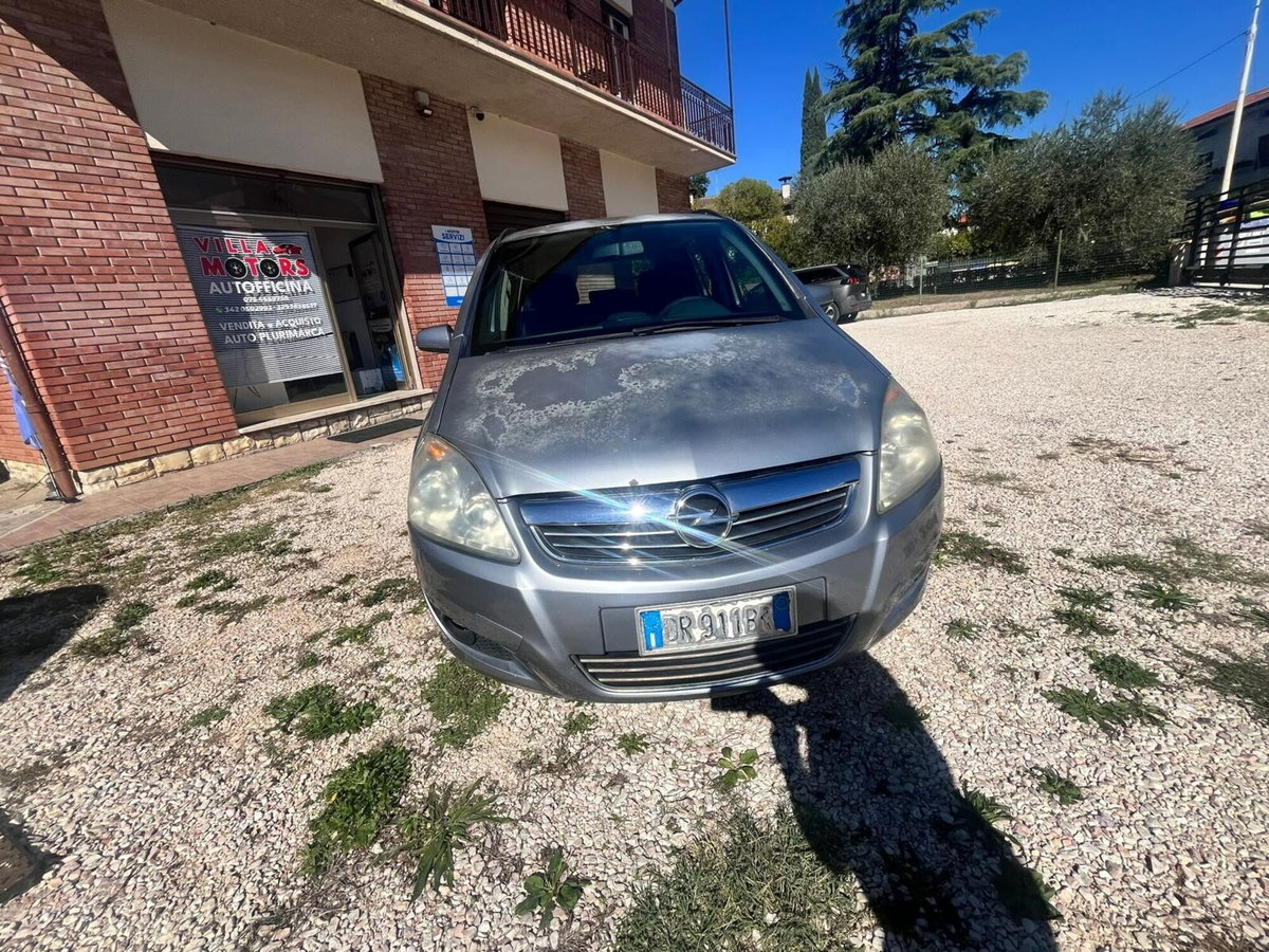 Opel Zafira 1.7 CDTI 110CV Cosmo (3)