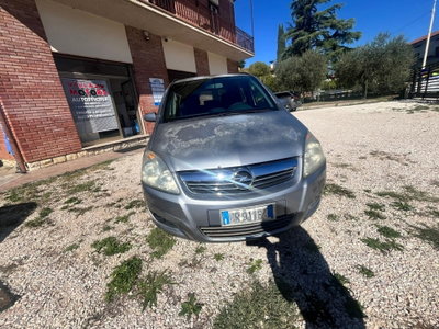 Opel Zafira 1.7 CDTI 110CV Cosmo (3)