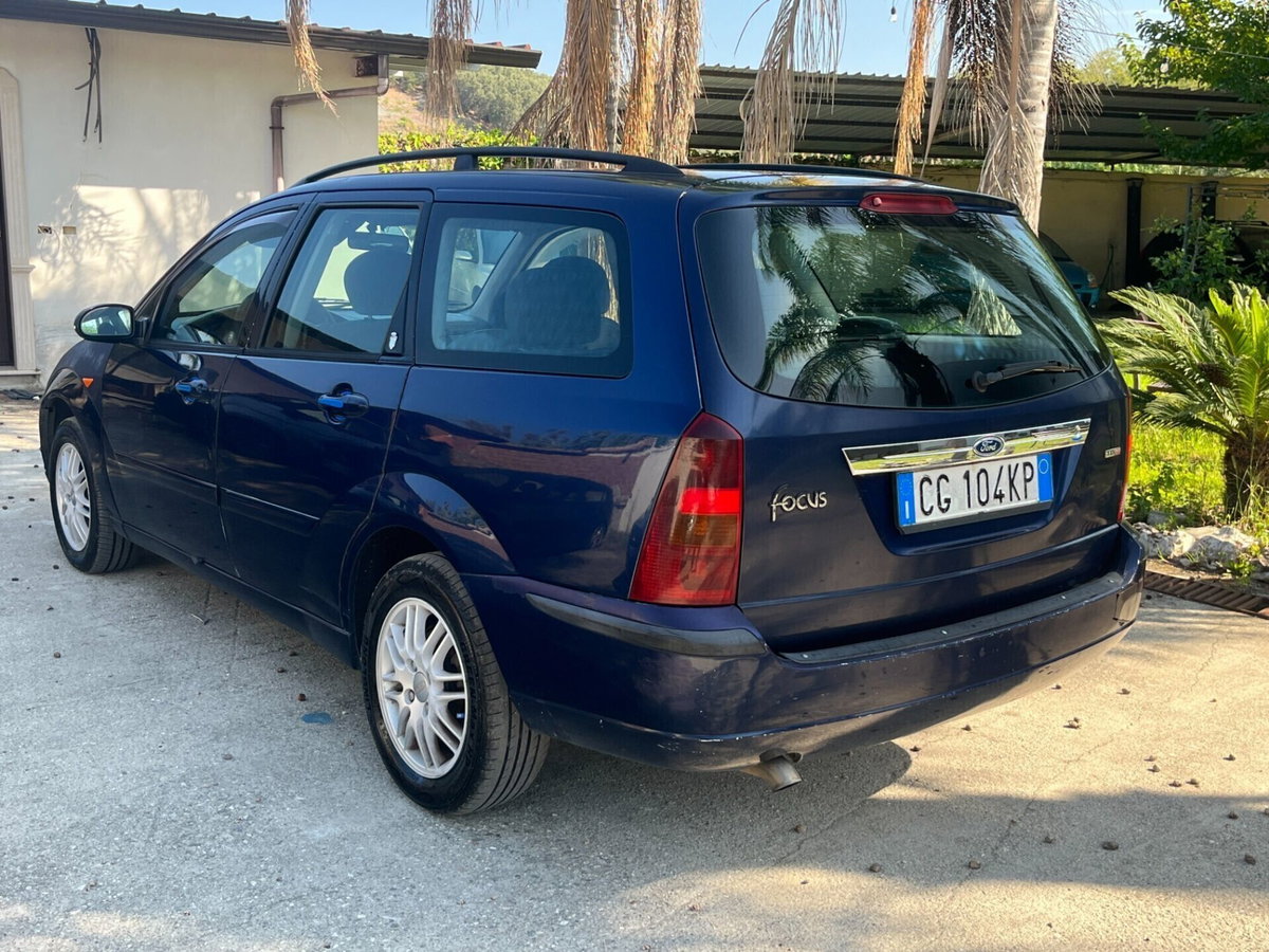 Ford Focus Station Wagon 1.8 TDCi (115CV) cat SW Ghia (3)