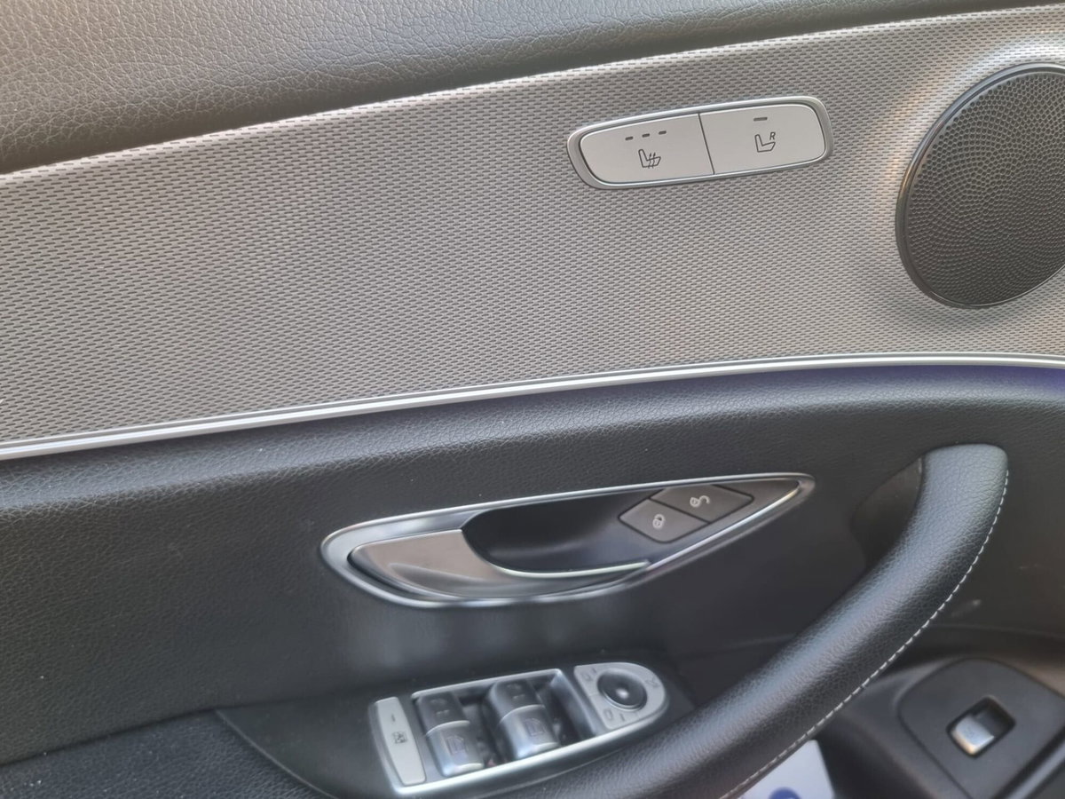 Mercedes-Benz Classe E Station Wagon 220 d 4Matic Auto Premium Plus (12)
