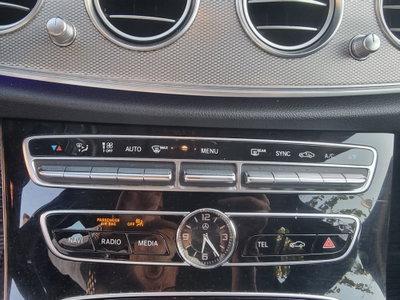 Mercedes-Benz Classe E Station Wagon 220 d 4Matic Auto Premium Plus (20)