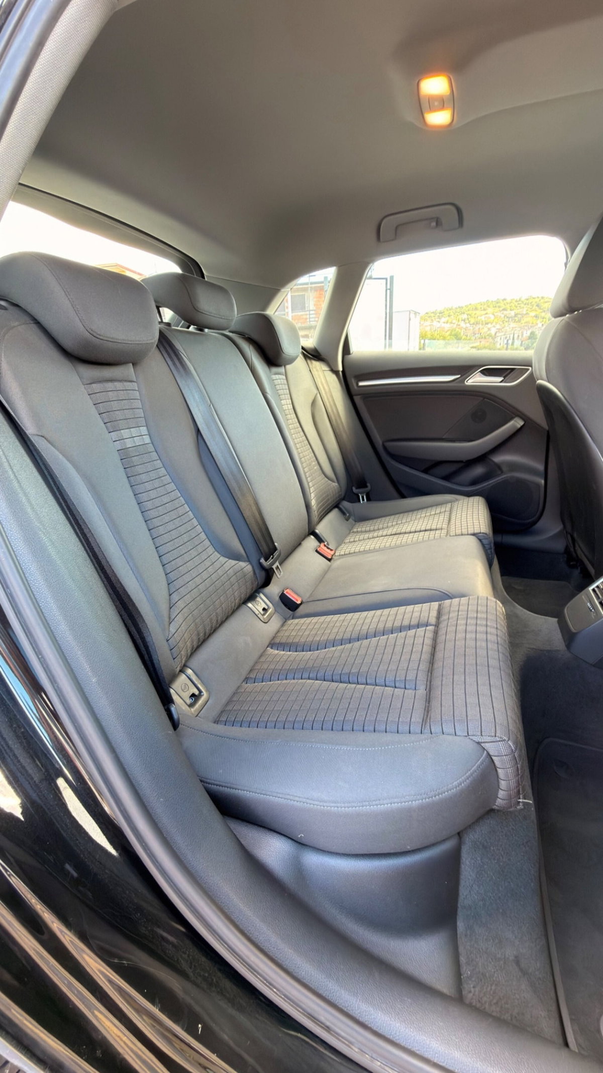 Audi A3 Sportback 35 TDI S tronic S line edition (10)