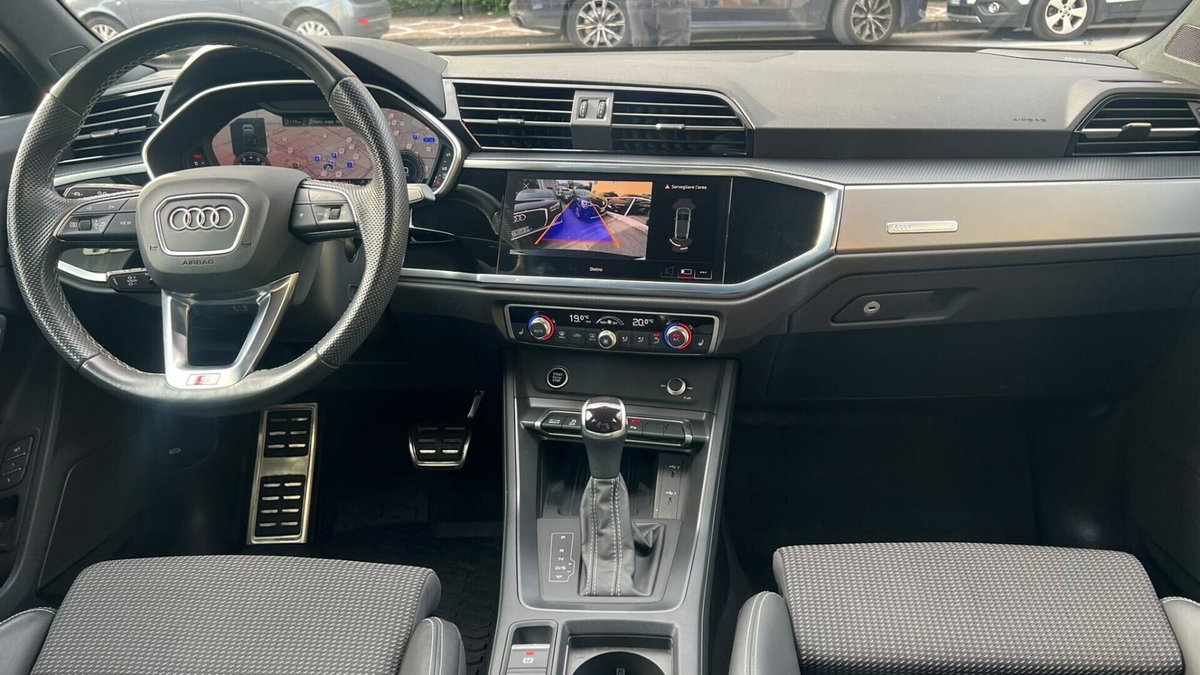Audi Q3 Sportback 35 TFSI S line edition (12)