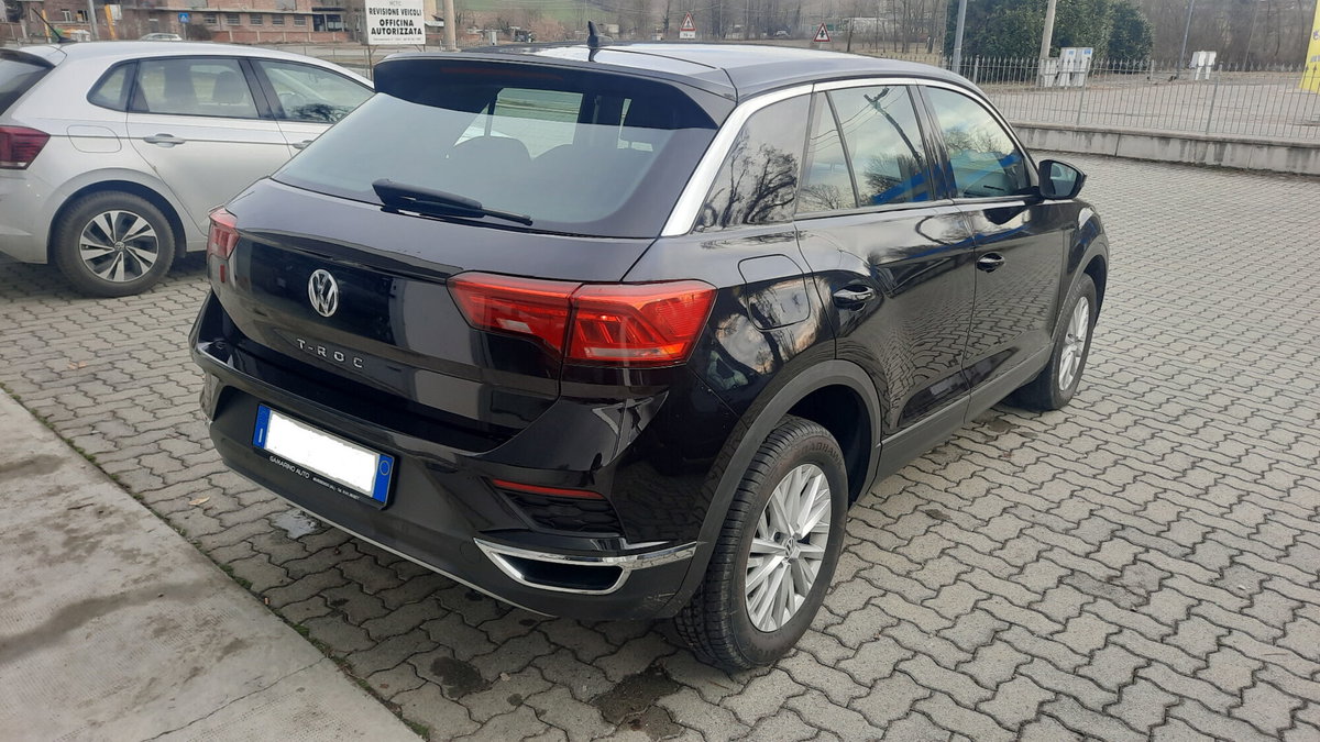 Volkswagen T-Roc 1.6 TDI SCR Business BlueMotion Technology (4)