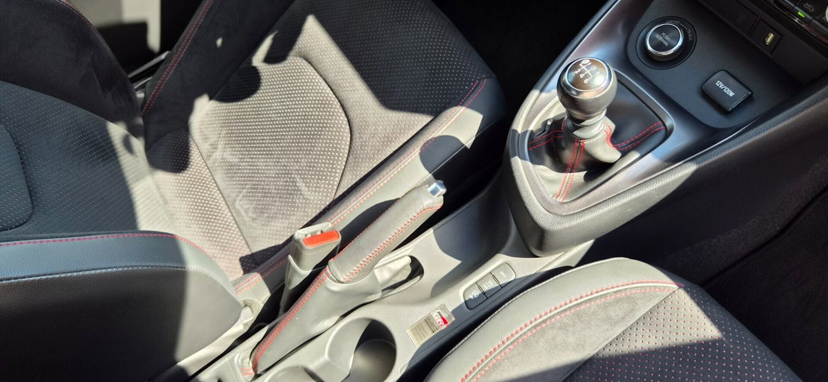 Toyota GR Yaris 1.6 Turbo 3 porte GR Yaris Circuit (13)
