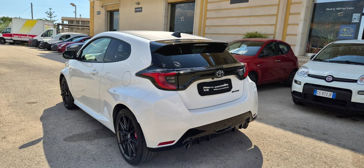 Toyota GR Yaris 1.6 Turbo 3 porte GR Yaris Circuit (2)