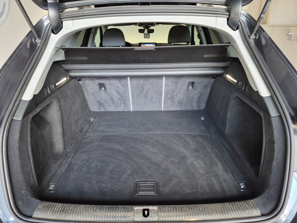 Audi A4 Allroad Allroad 40 2.0 tdi mhev Identity Contrast quattro 204cv s-tronic (14)