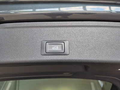 Audi A4 Allroad Allroad 40 2.0 tdi mhev Identity Contrast quattro 204cv s-tronic (15)