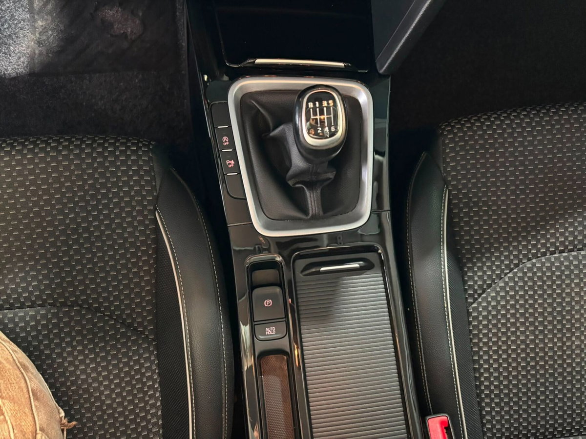 Kia XCeed 1.6 CRDi 115 CV Style (16)