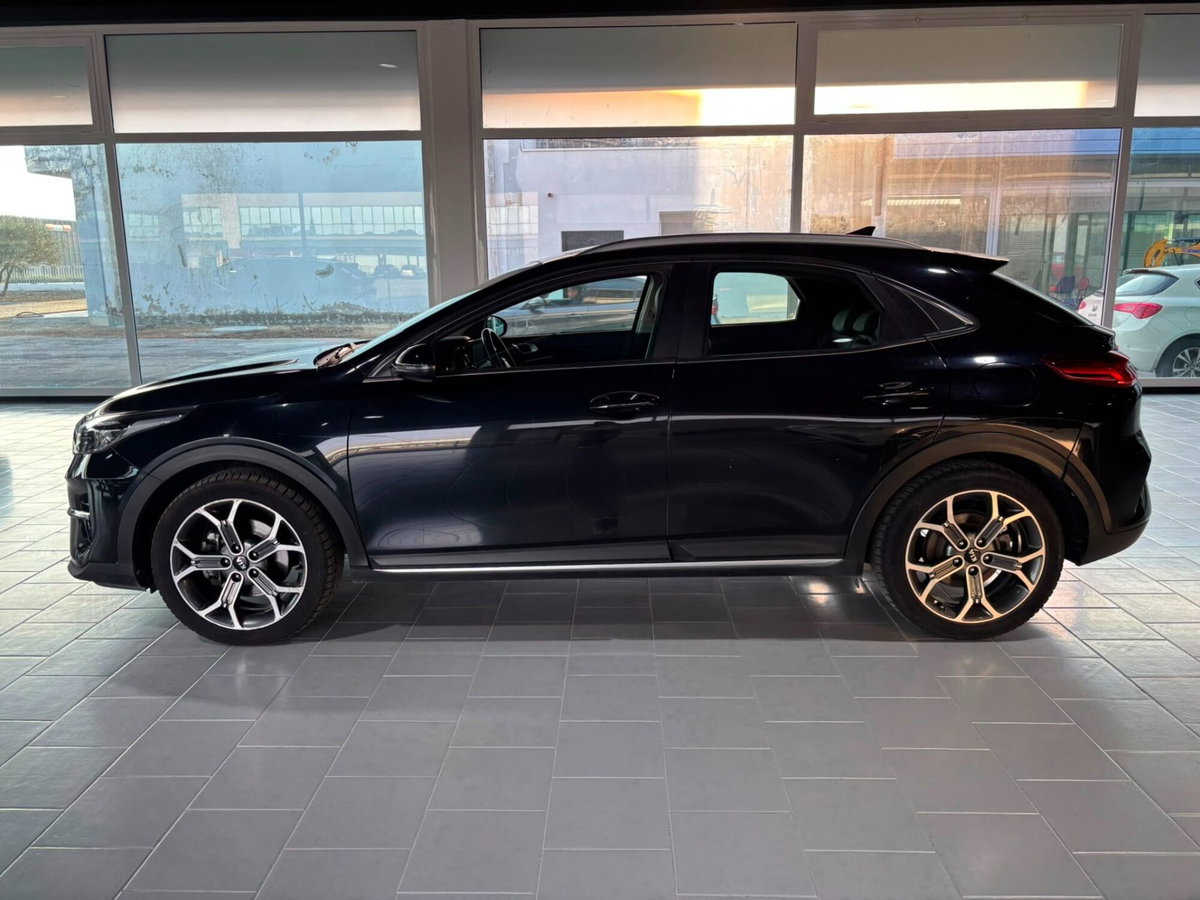 Kia XCeed 1.6 CRDi 115 CV Style (2)
