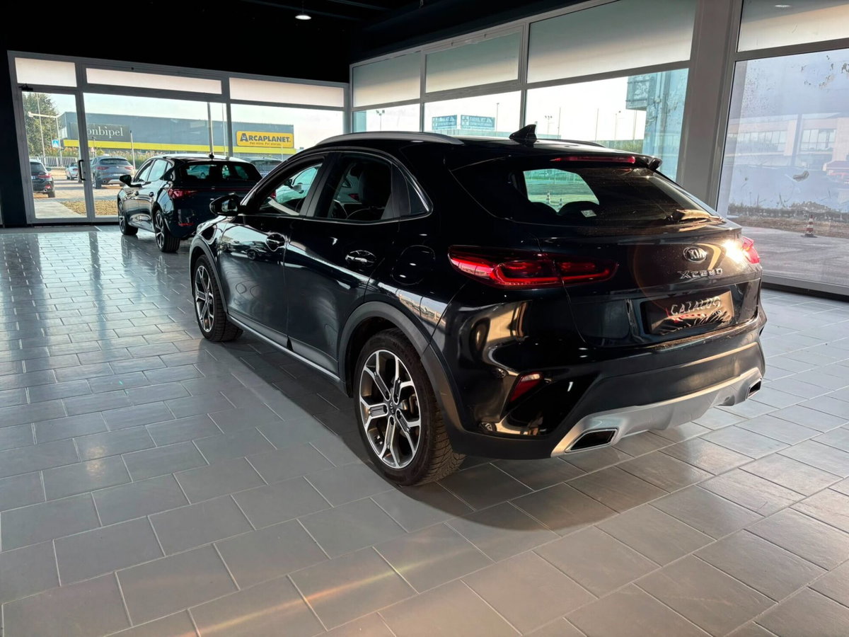 Kia XCeed 1.6 CRDi 115 CV Style (3)