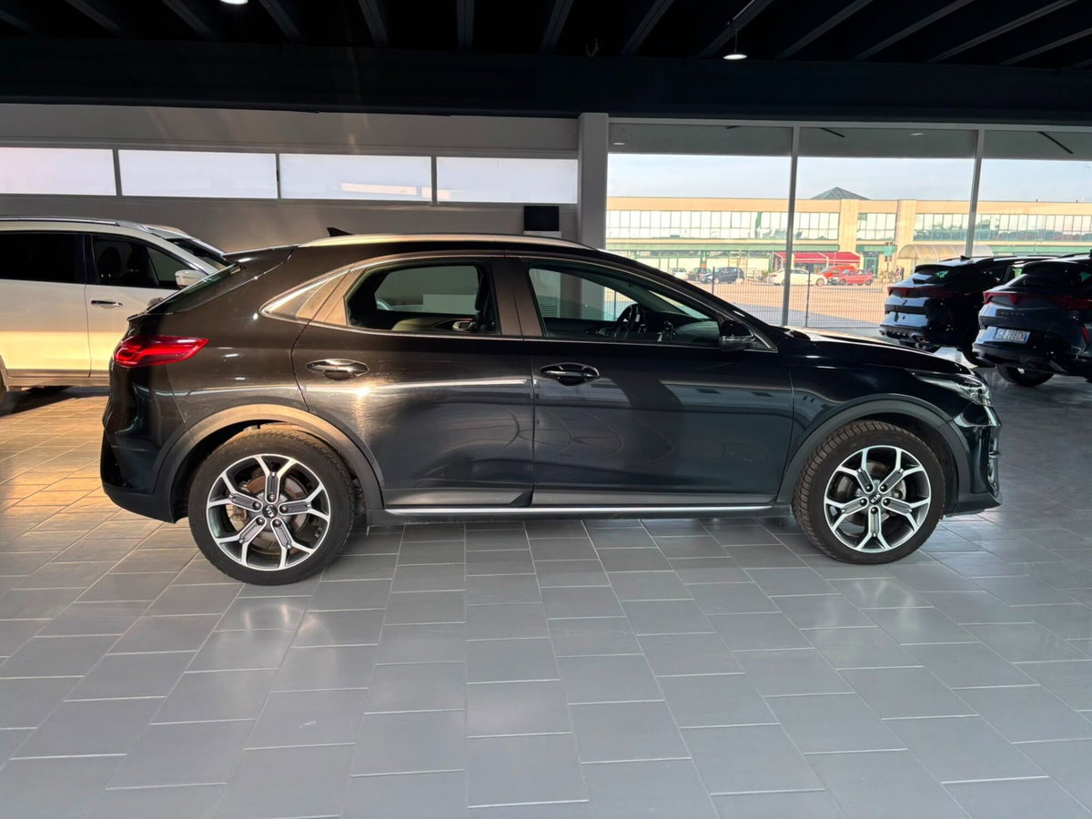 Kia XCeed 1.6 CRDi 115 CV Style (6)