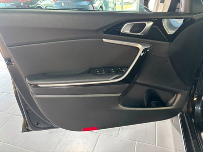 Kia XCeed 1.6 CRDi 115 CV Style (9)