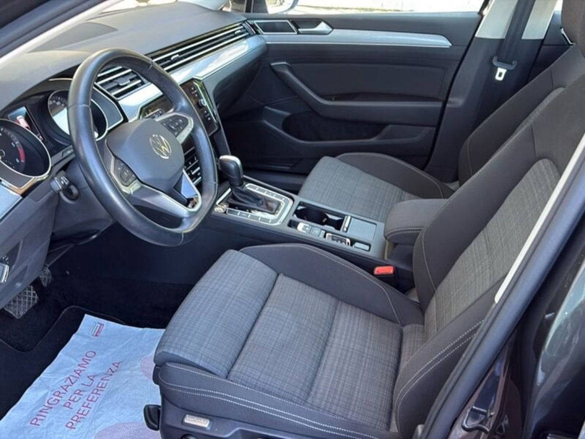 Volkswagen Passat Variant 2.0 TDI SCR EVO DSG Business (16)