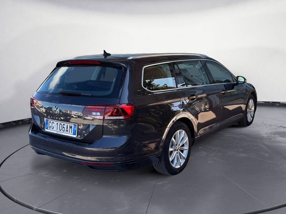 Volkswagen Passat Variant 2.0 TDI SCR EVO DSG Business (7)