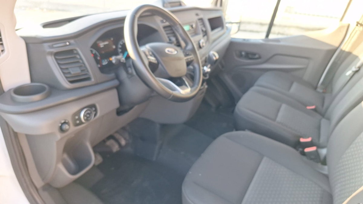 Ford Transit Furgone 330 2.0TDCi EcoBlue 130 aut. PM-TM Furgone Trend (9)