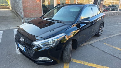 Hyundai i20 1.1 CRDi 12V 5 porte Style (3)