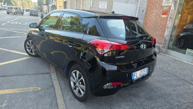 Hyundai i20 1.1 CRDi 12V 5 porte Style (4)